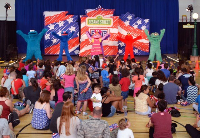 The Sesame Street/USO Experience for Military Families performed live at Patch Fitness Center with a fun-filled show on June 26.