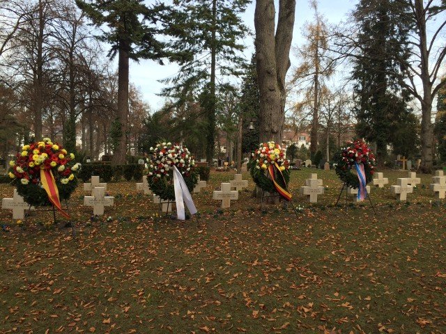 Boeblingen, Germany National Day of Mourning wreath laying ceremony, Nov. 2015. Photo by Carola Meusel.