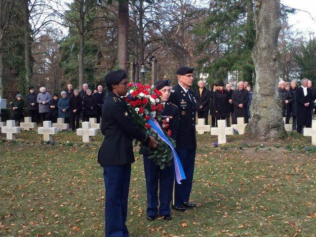 Boeblingen, Germany National Day of Mourning wreath laying ceremony, Nov. 2015. Photo by Carola Meusel.