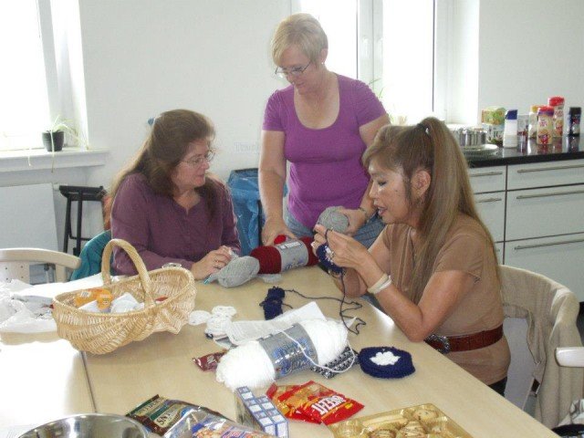 red cross crochet corner photo 3