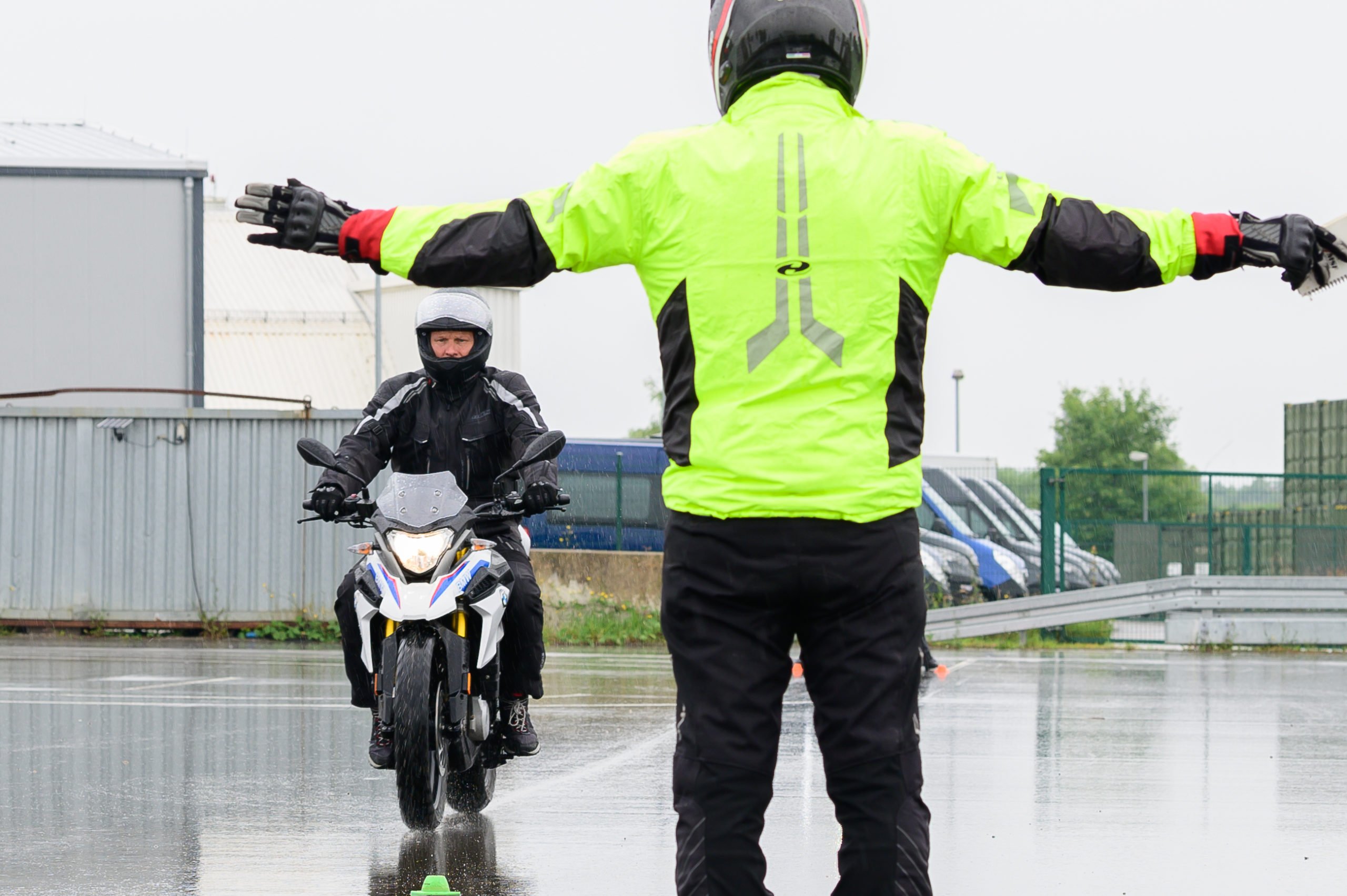 An instructor conducts a breaking exercise